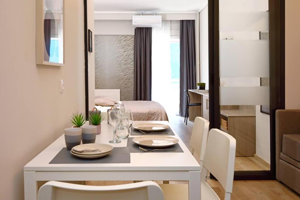 Egnatia Downtown, Urban Apartments B Thessaloniki Exterior foto